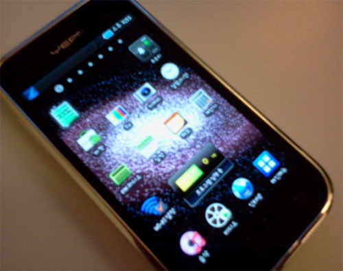 Samsung'un iPod Touch katili yeni medya oynatıcısı: YP-MB2 