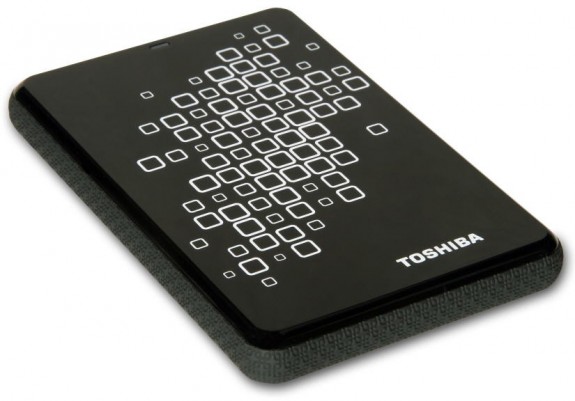 Toshiba, USB 3.0 destekli harici depolama sürücülerini tanıttı