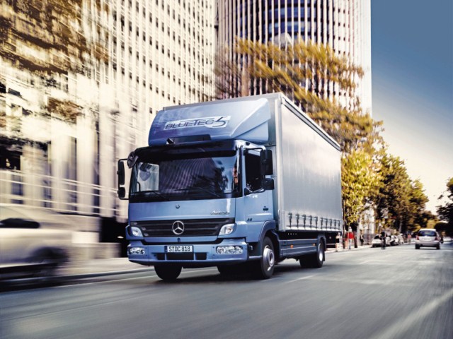 Mercedes-Benz'in hybrid kamyonu Atego ödül aldı