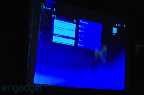 Android 3.0 ve Motorola'nın yeni tableti Motopad göründü