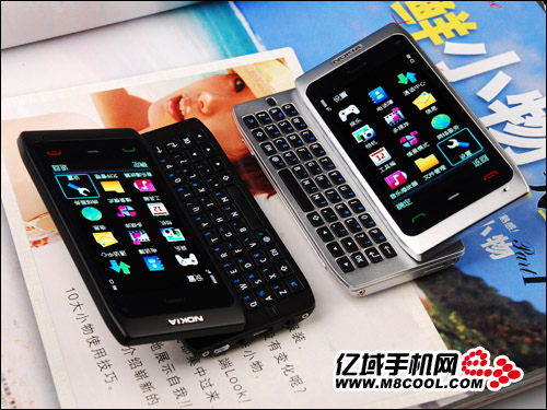 Çinli üreticiler, Nokia'dan hızlı davranarak N9'dan önce klonunu satışa sundu