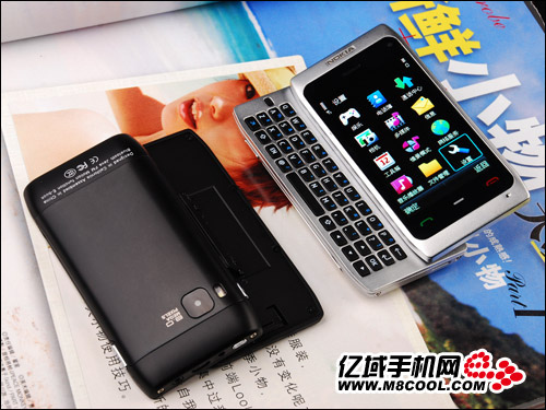 Çinli üreticiler, Nokia'dan hızlı davranarak N9'dan önce klonunu satışa sundu