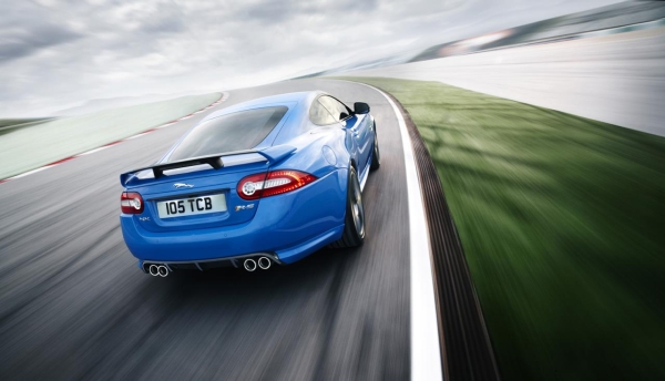 Jaguar'ın yeni sportmeni XKR-S detaylandı