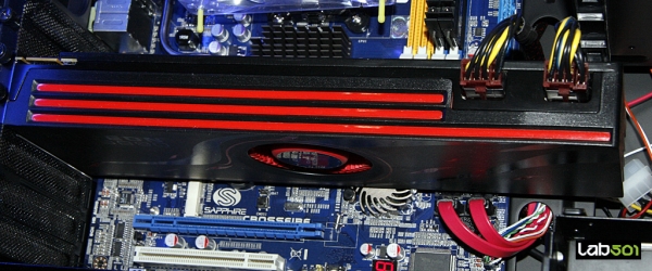 Sapphire'in Radeon HD 6990 modeli detaylandı
