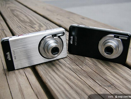Altek, 14 MP kameralı ve Androidli A14 Leo'yu satışa sunmaya hazırlanıyor