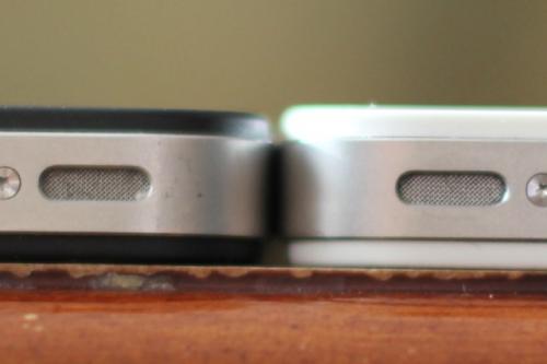 Beyaz iPhone 4'ün siyah iPhone 4'den farkı sadece renk değil