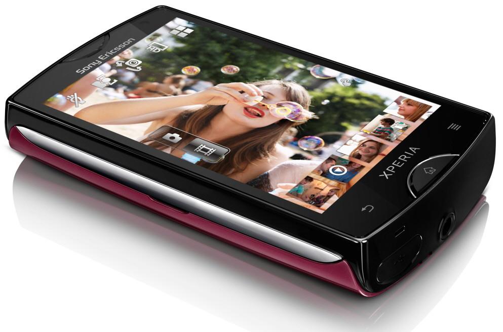 Sony Ericsson'dan 720p video kaydedebilen en küçük akıllı telefon; Yeni Xperia Mini