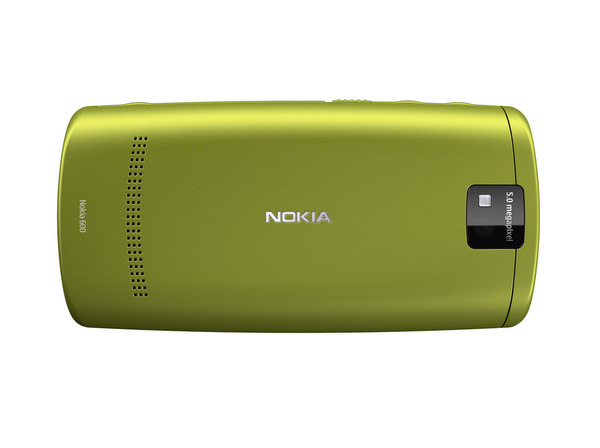 Nokia 600, 700 ve 701 tanıtıldı