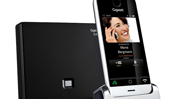 dunyanin ilk tam dokunmatik ev telefonu