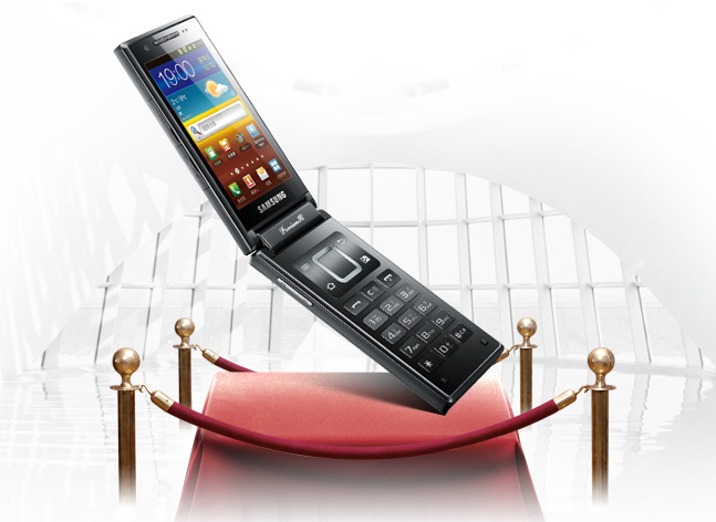 Samsung'dan çift çekirdekli, çift ekranlı ve çift sim kart destekli telefon: SCH-W999