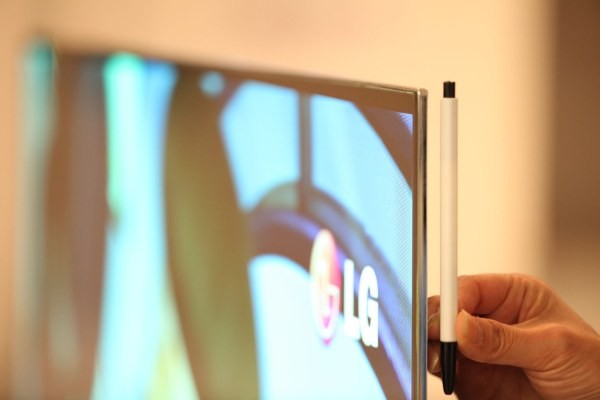 LG, dünyanın en büyük OLED ekranını CES 2012'de sergileyecek