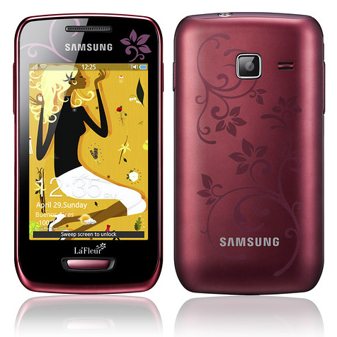 Samsung, La Fleur serisi cep telefonlarını sergiledi: Galaxy Ace, Wave Y ve C3520