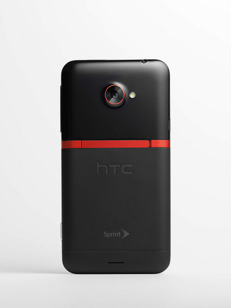4.7-inç HD ekranlı HTC Evo 4G LTE en sonunda resmiyet kazandı