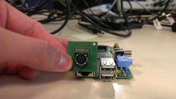 Raspberry Pi kamera modülüne kavuşuyor