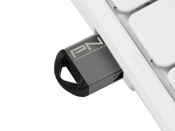 Pny'dan mini USB bellek: Mini M1 Attaché