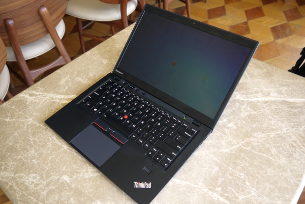 DH Özel: Lenovo ThinkPad X1 Carbon'a ilk bakış