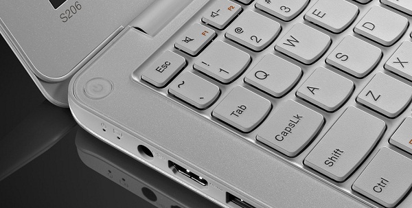 Lenovo'nun yeni SleekBook'u IdeaPad S206, ülkemizde satışa sunuldu