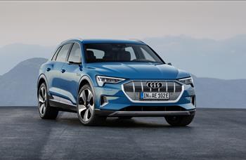 Audi E-Tron <br/>