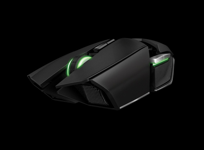 Razer, 8200 dpi'lik yeni oyuncu faresi ile karşımızda: Ouroboros