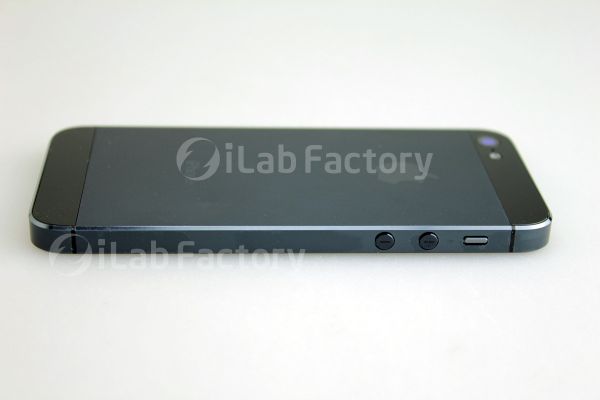 Apple iPhone 5'in kasa ve diğer donanım parçaları için bir video yayınlandı