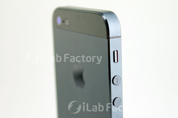 Apple iPhone 5'in kasa ve diğer donanım parçaları için bir video yayınlandı