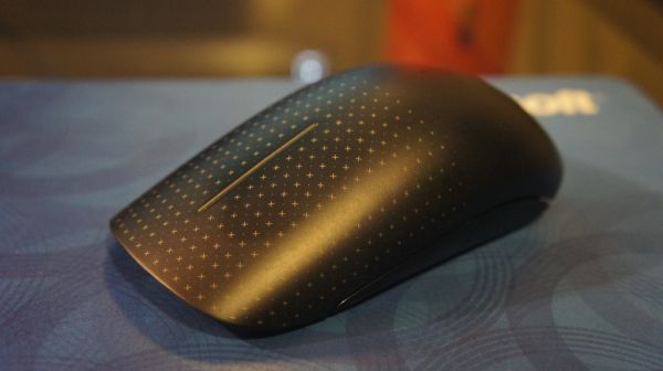 Microsoft'un yeni Sculpt Touch fare ve Sculpt Mobile klavyesi resmiyet kazandı, Touch Mouse için Windows 8 güncellemesi duyuruldu