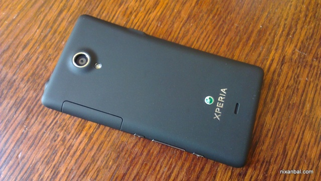 Sony Xperia T'ye ait yeni fotoğraflar yayınlandı