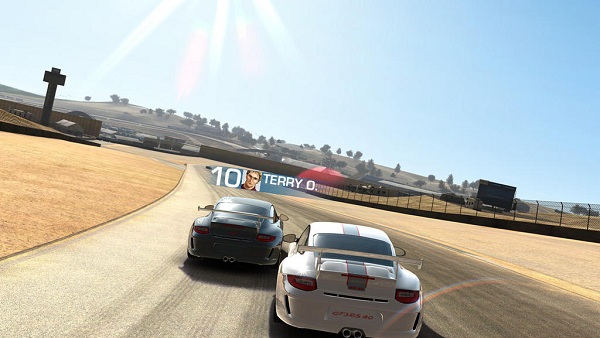 Real Racing 3'e ait ilk görüntü yayınlandı