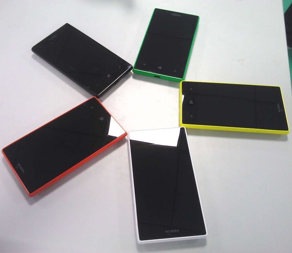 Nokia Lumia 830'un ilk görüntüleri sızdı