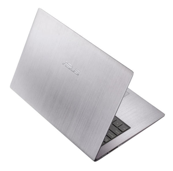 AMD Radeon HD 8550M ekran kartlı ASUS Vivobook U38DT ortaya çıktı