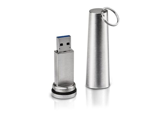 LaCie'den performans, güvenlik ve dayanıklılığı bir araya getiren USB bellek: XtremKey