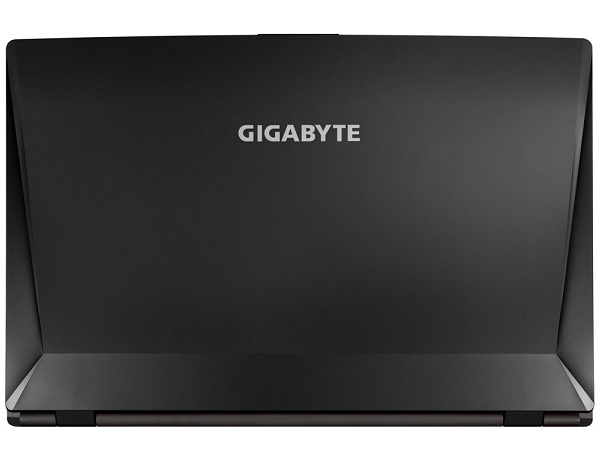Gigabyte, 17.3 inçlik oyun odaklı dizüstü bilgisayarı P2742G'yi satışa sundu