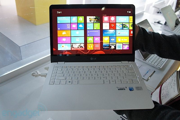 CES 2013: LG'den 13.6 mm kalınlığında ve 1.15 kg ağırlığında Ultrabook: Z360