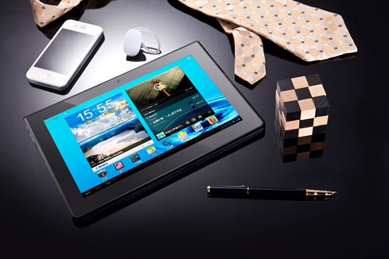 Ramos, 246$ fiyat etiketine sahip Exynos 4 Quad işlemcili W42 tablet modelini tanıttı