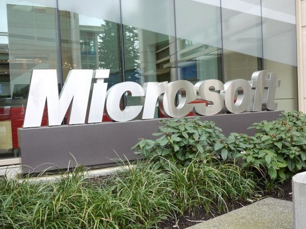 Microsoft, mali yıl son çeyrekte 21.5 milyar dolar gelir açıkladı