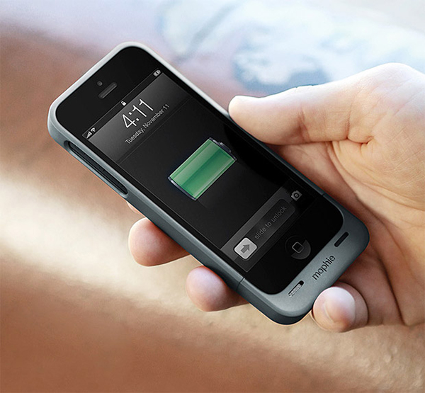 Apple'ın iPhone 5 modeli için harici batarya çözümleri artıyor