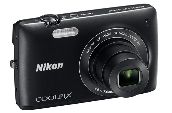 Nikon kompakt fotoğraf makinesi ailesine yeni bir üye katıldı, 'Coolpix S4400'