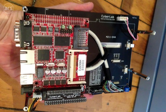 İlk iPhone modellerine ait bazı yeni prototipler ortaya çıktı