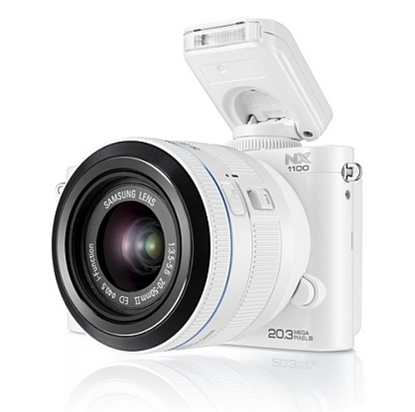 Samsung'un yeni aynasız fotoğraf makinesi NX1100 resmi olarak duyuruldu