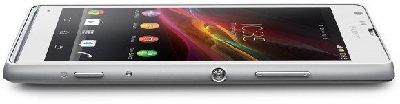 Sony, orta sınıfa yönelik 4.6 inçlik yeni Xperia SP'yi tanıttı