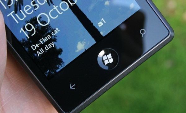 Microsoft, Windows Phone cihazlarını kendi evlatları gibi görüyor