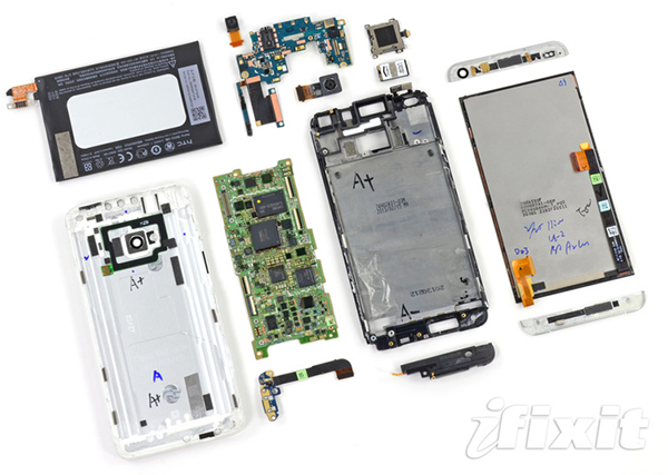 iFixit, bu sefer HTC One modelini masaya yatırdı