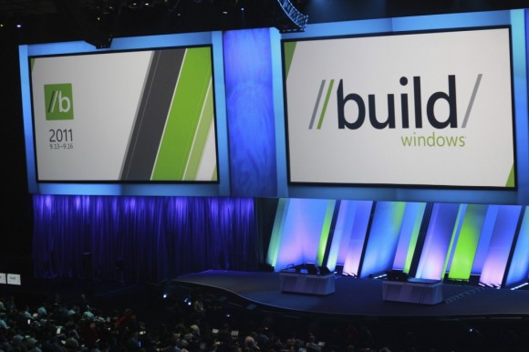 Microsoft, BUILD Konferansı'nda 7-8 inçlik Surface'i tanıtabilir