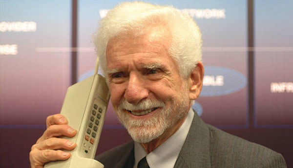 İlk cep telefonu 40. yaşını kutluyor