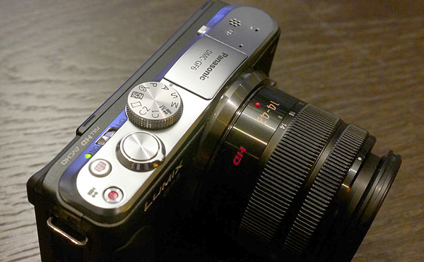 Panasonic'in yakında duyuracağı GF6 fotoğraf makinesinin ilk görselleri yayınlandı