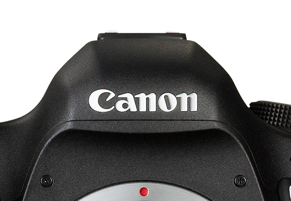 Canon'un uzun zamandır beklenen DSLR fotoğraf makinesi 70D'nin teknik özellikleri netleşiyor