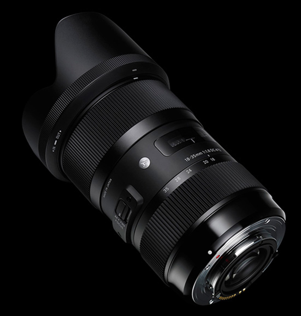 Sigma, F/1.8 diyafram değerine sahip dünyanın en hızlı ve ilk zoom lensini duyurdu