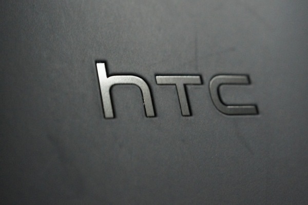 HTC M4 modeli Ultrapixel kameralı orta seviye bir model olabilir