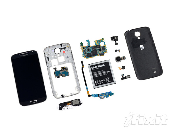 iFixit ekibinin masasına Samsung'un yeni akıllı telefonu Galaxy S4 konuk oldu