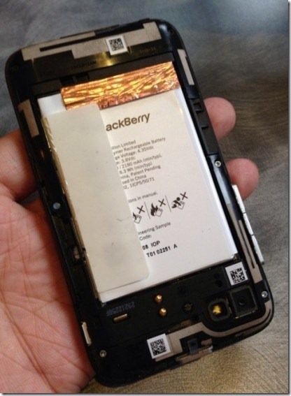 BlackBerry R10 2180mAh'lik bir pille geliyor